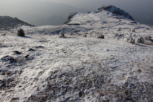 雪山旷野壮丽自然景观
