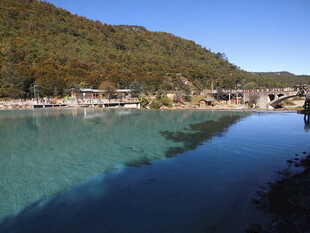 美丽海滨风光 清澈海水