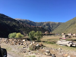 山间村落风景