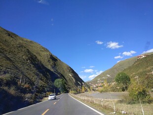 山间公路风景
