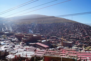 色达佛学院全景风光