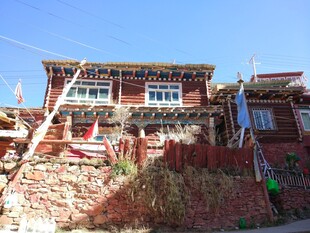 藏式民居建筑风貌