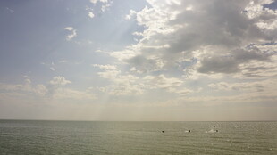 海上天空 云与阳光的美景