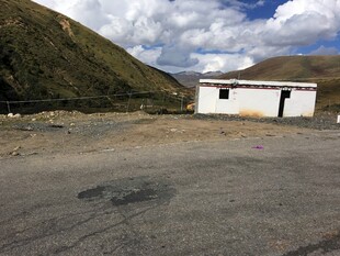 山间小屋 宁静旷野之景