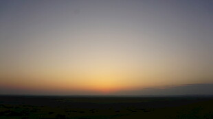 黄昏时分的天际景色