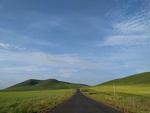 草原公路美景