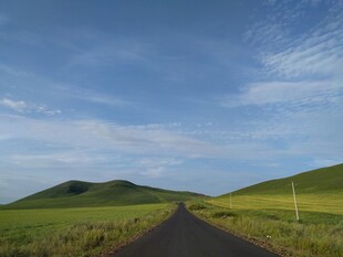草原公路风景