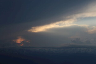 黄昏时分的天空美景