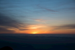 壮丽日出天空美景