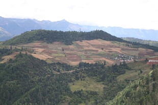 山间村落美景