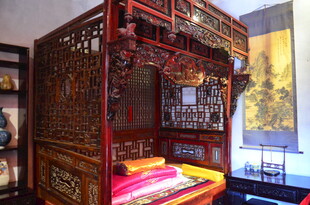 古典雕花中式传统木床