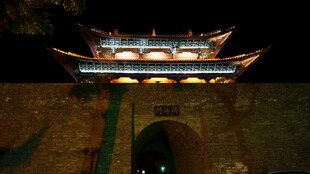 古城楼夜景 灯火璀璨