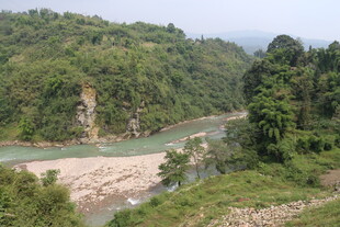 山间河流森林自然风光