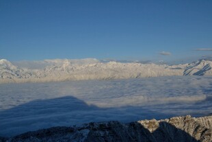 壮丽雪山景观