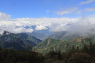 山间云海美景