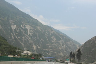 山间公路风景