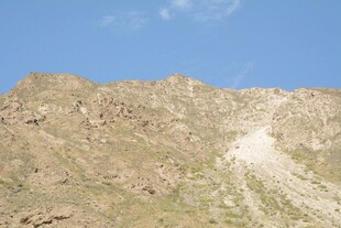 荒凉山地景观
