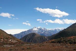 壮丽雪山风景