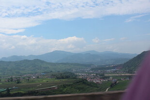山间美景远眺