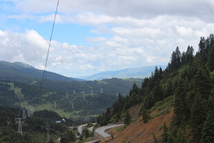 山间公路美景