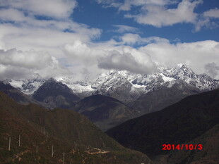 雪山壮丽风光