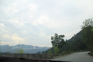 山间公路风景