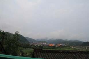 山间村落远景
