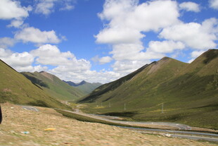 山间公路美景