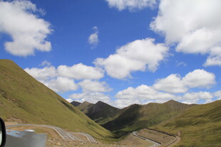 山间公路美景