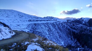 冬日雪山风景