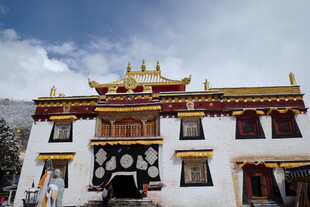 藏式风格精美建筑