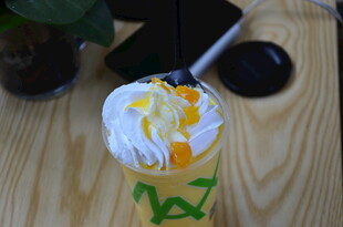 奶油芒果冰饮 颜值诱人