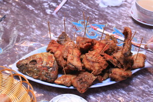美味油炸食物盘