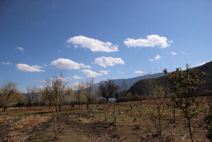 乡村旷野蓝天美景