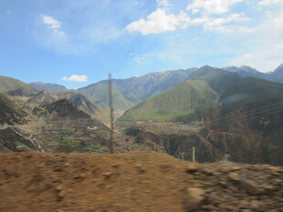 山间美景