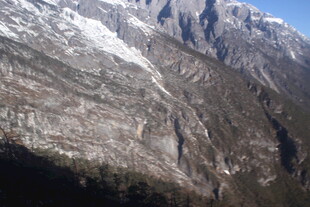 壮丽雪山山脉景观