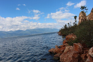 海边岩石风景