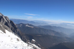 雪山壮丽风光