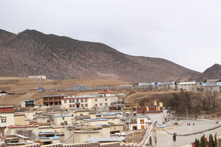 藏区小镇风光
