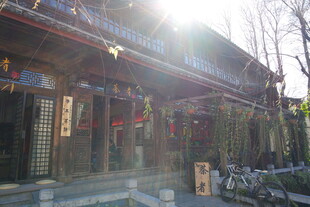 古雅中式建筑 阳光洒落
