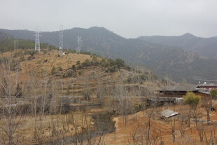 山间村落景色