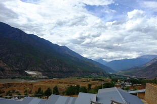 山间村落风景