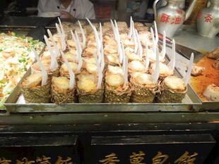 美味串串整齐陈列