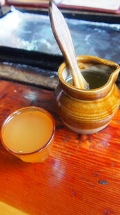 古朴陶制茶器 尽显雅致