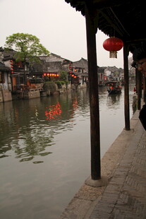 江南水乡古镇河畔景致