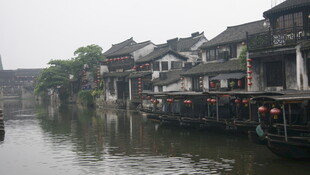 江南水乡临河古建风景