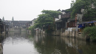 江南水乡河道古朴景致