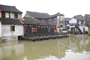 江南水乡古宅临水景致
