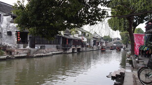 江南水乡古巷河道风景
