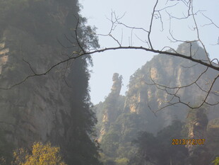 壮丽山间景色